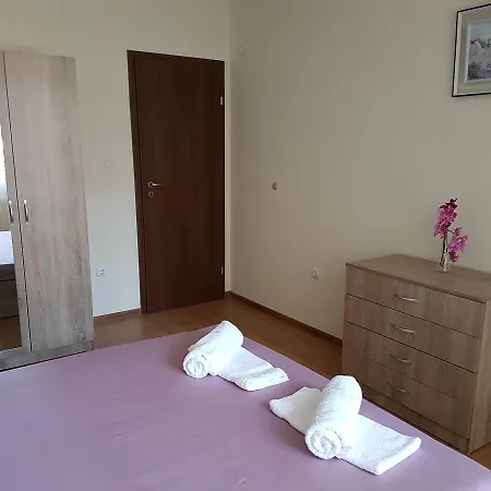 Appartement Veleka *