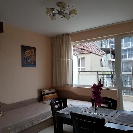 Apartment Veleka *